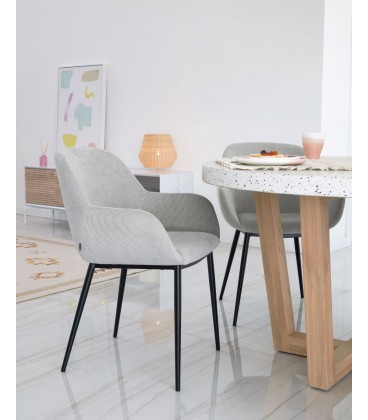 Круглый стол Shanelle на двоих из белого терраццо Ø 120 см